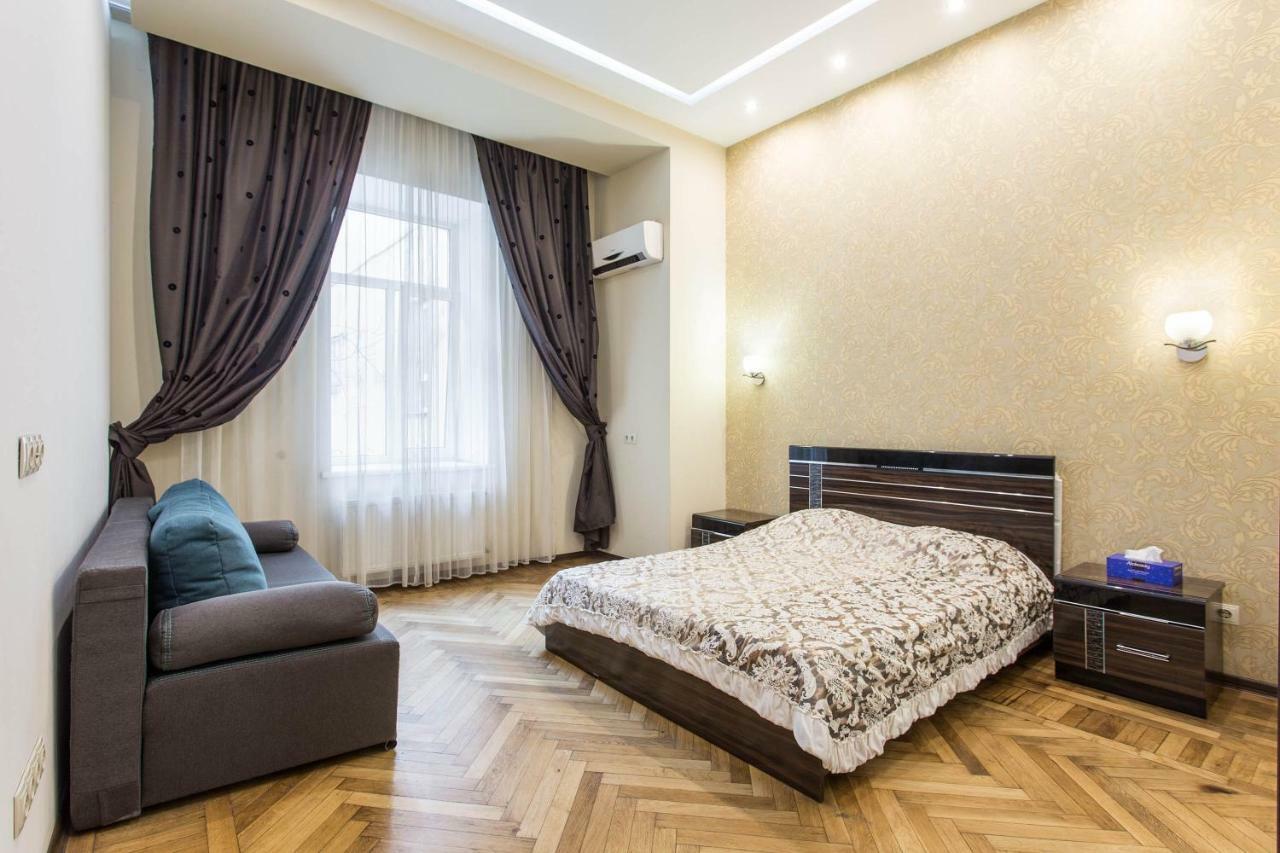 Odessa 3Bedroom Deribas Apartment Екстер'єр фото